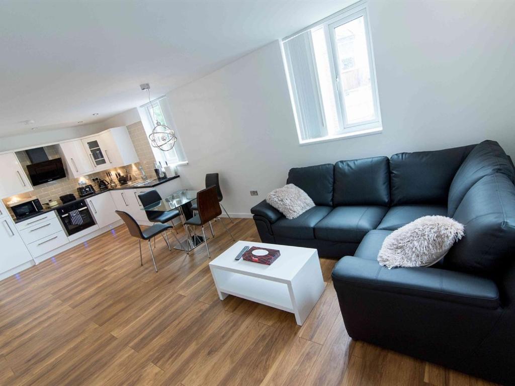 Live In Leeds Nazarene Apartments Exteriör bild